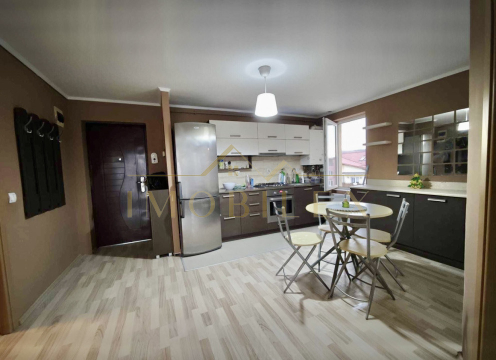 Apartament modern 2 camere, zona Sesul de Sus 