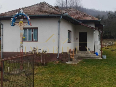 Casa individuală 89mp, teren 3570mp, zona Aschileu Mic jud Cluj