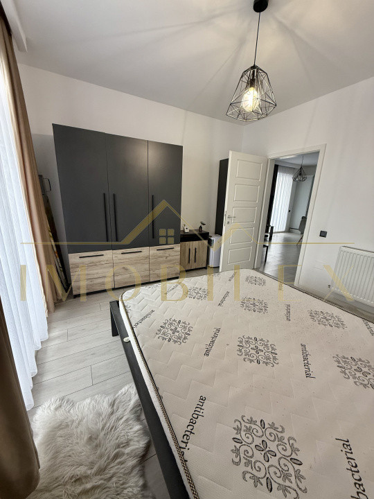 Apartament 2 camere de închiriat, terasa 30mp, parcare, zona Cetatii