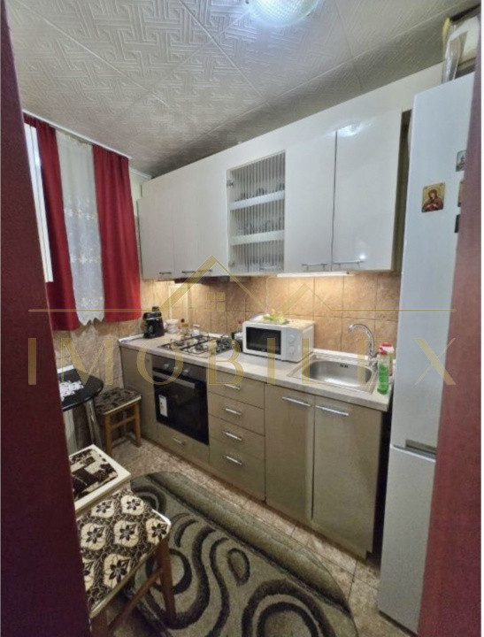 Garsonieră 28mp, mobilată, utilată, zona Cernei/Mărăști