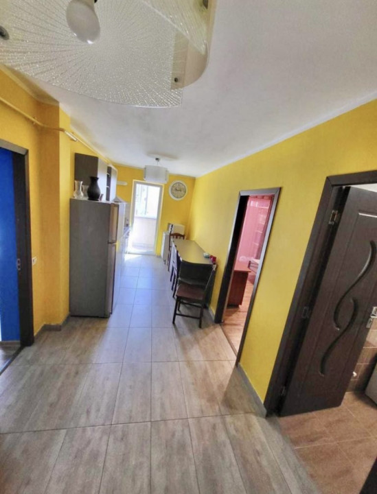 Apartament 2 camere de inchiriat, parcare, zona Florilor 