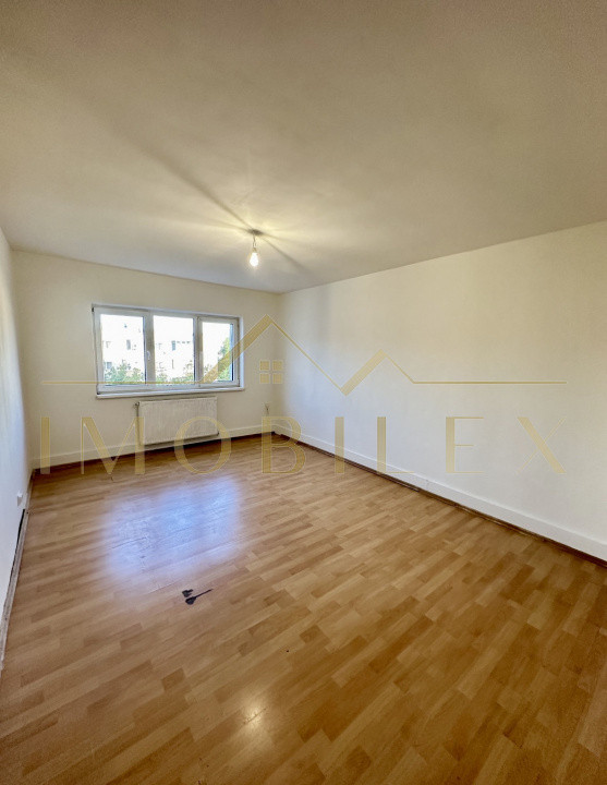 Apartament 3 camere, decomandate, zona Manastur