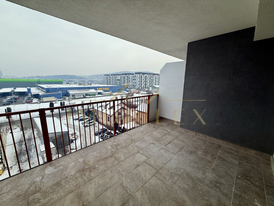 Apartament 3 camere ultrafinisat, terasă, 2 băi, zona Vivo-Amethyst