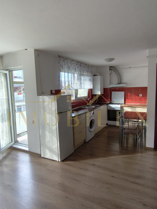 Apartament 3 camere, de închiriat, zona Eroilor central