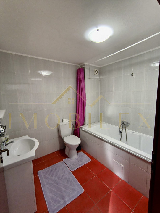 Apartament 3 camere, de închiriat, zona Eroilor central