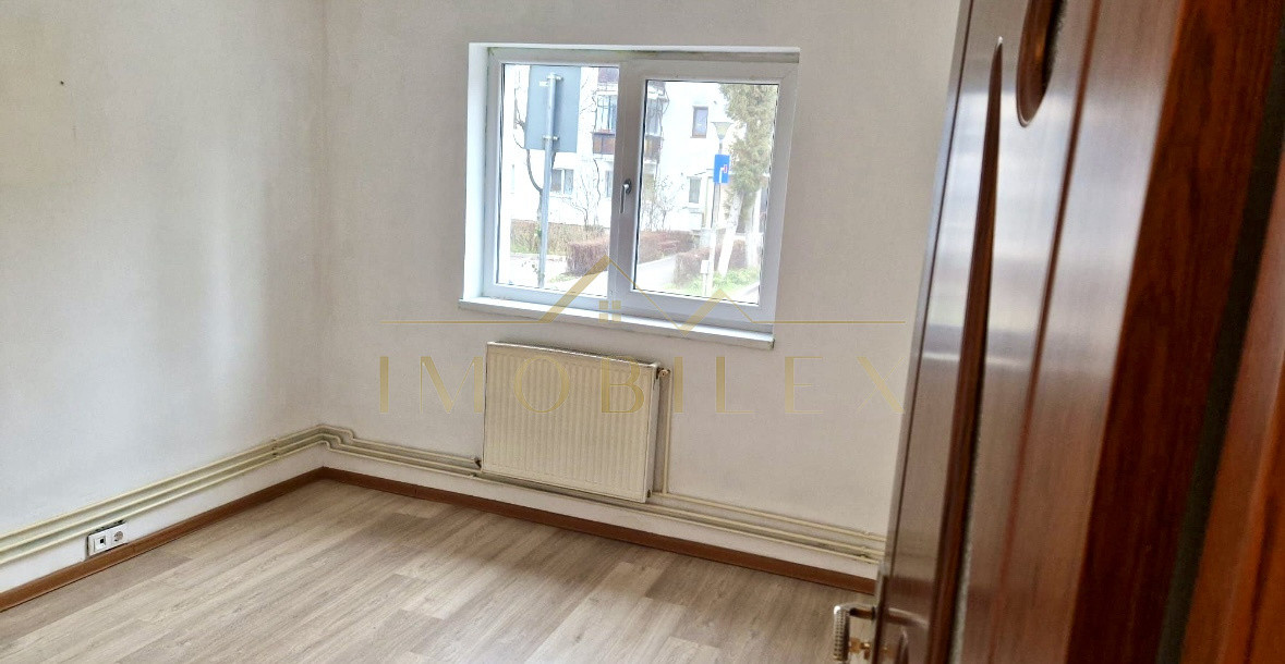 Apartament 3 camere, decomandate, zona Manastur