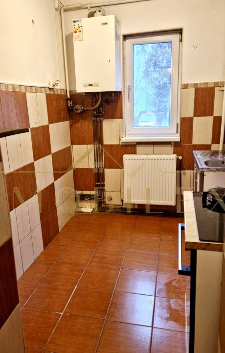 Apartament 3 camere, decomandate, zona Manastur