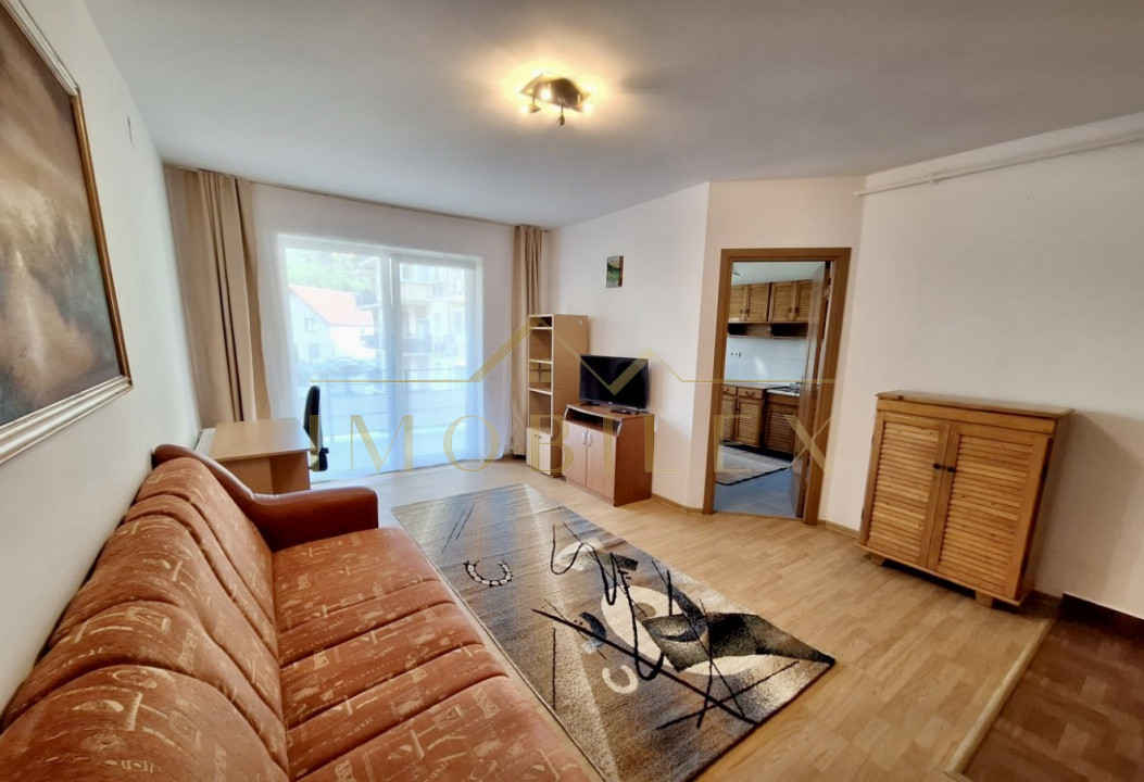 Apartament decomandat, etaj1, zona Florilor/Cetatii 