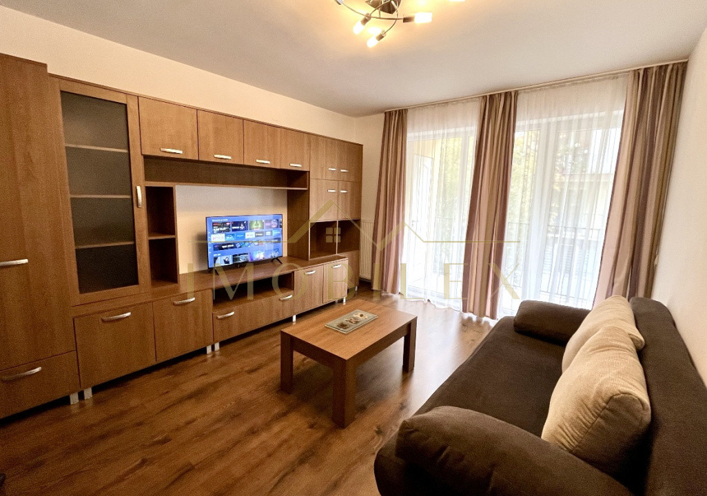 Apartament 2 camere, decomandat, zona Florilor