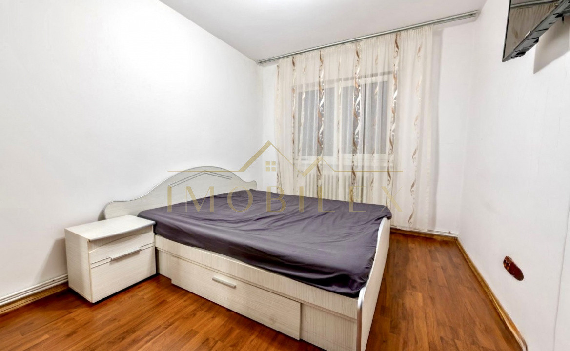 Apartament 3 camere, decomandat, zona Manastur