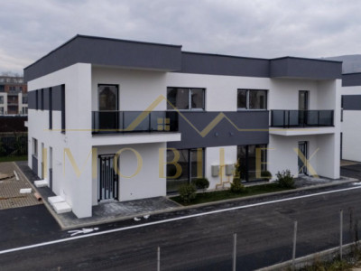 Casă tip Duplex de 130 mp + 100 mp teren cu 2 locuri de parcar zona Tineretului 