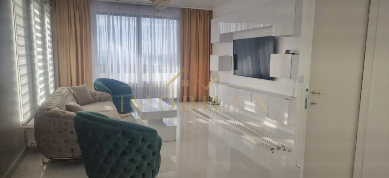 Duplex de închiriat, 4 camere, mobilat modern, zona Vivo 