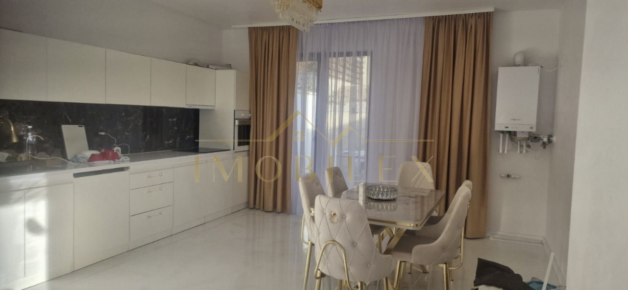 Duplex de închiriat, 4 camere, mobilat modern, zona Vivo 