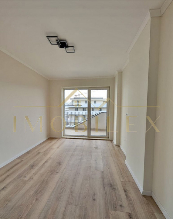 Apartament 3 camere, FINISAT NOU, bloc nou, Eroilor 