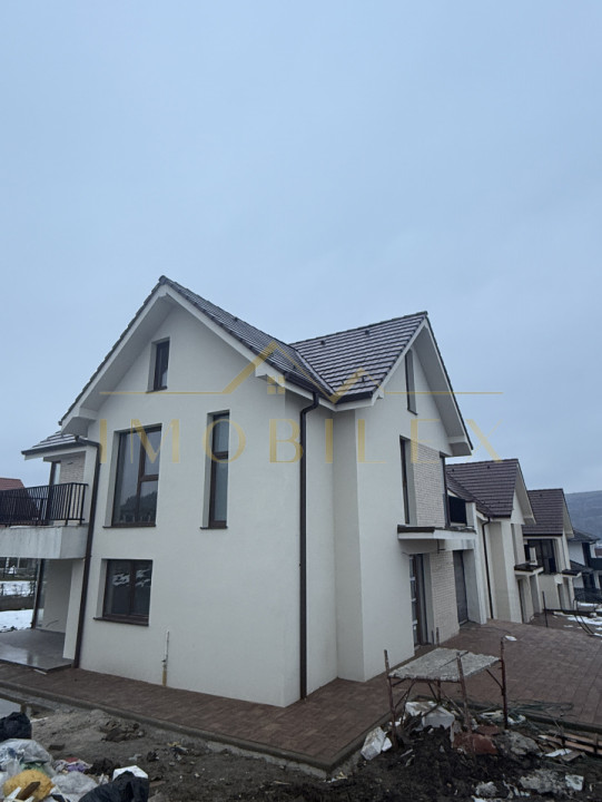 Casă individuală 4 camere, 150mp, teren 530mp, Chinteni 