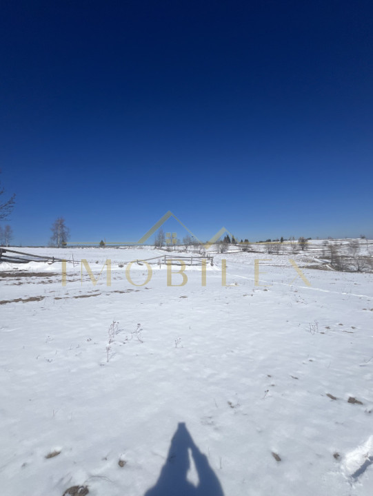 De vânzare Teren în Mărișel cu suprafața de 2500 mp