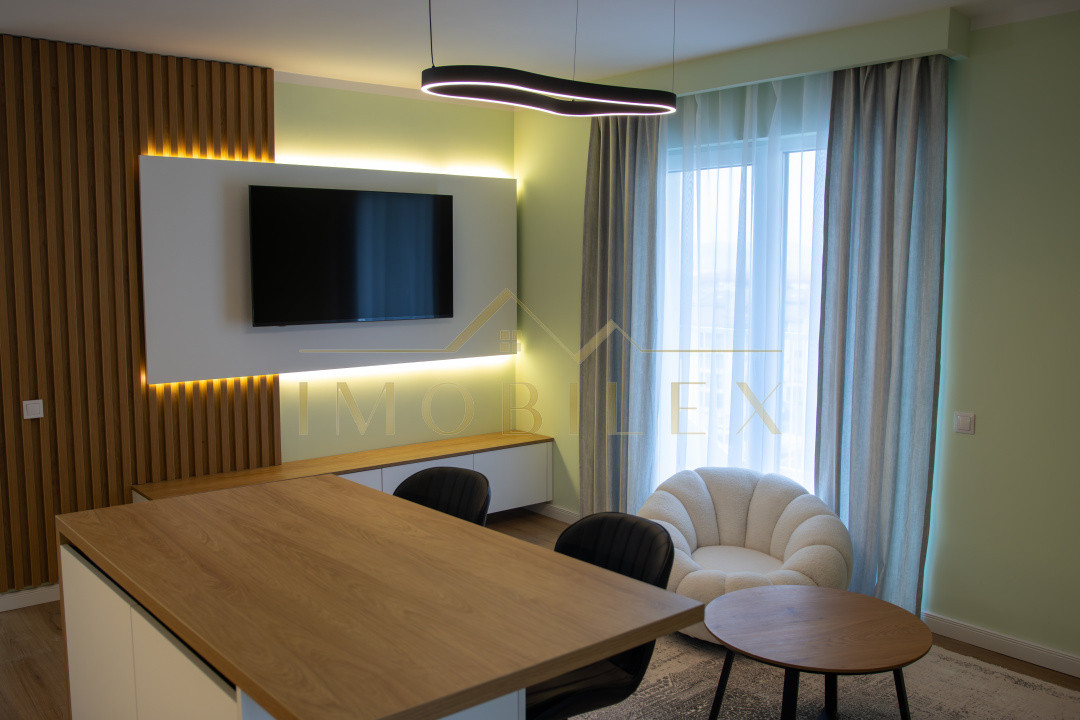 Apartament 3 camere, 60mp, mobilat LUX, terasă 28mp, zona Eroilor