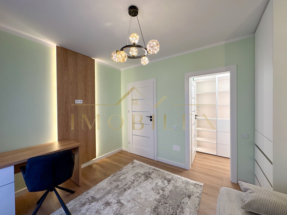 Apartament 3 camere, 60mp, mobilat LUX, terasă 28mp, zona Eroilor