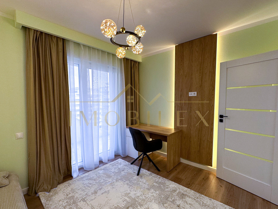 Apartament 3 camere, 60mp, mobilat LUX, terasă 28mp, zona Eroilor