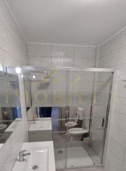 Apartament 3 camere, zona Cetății 