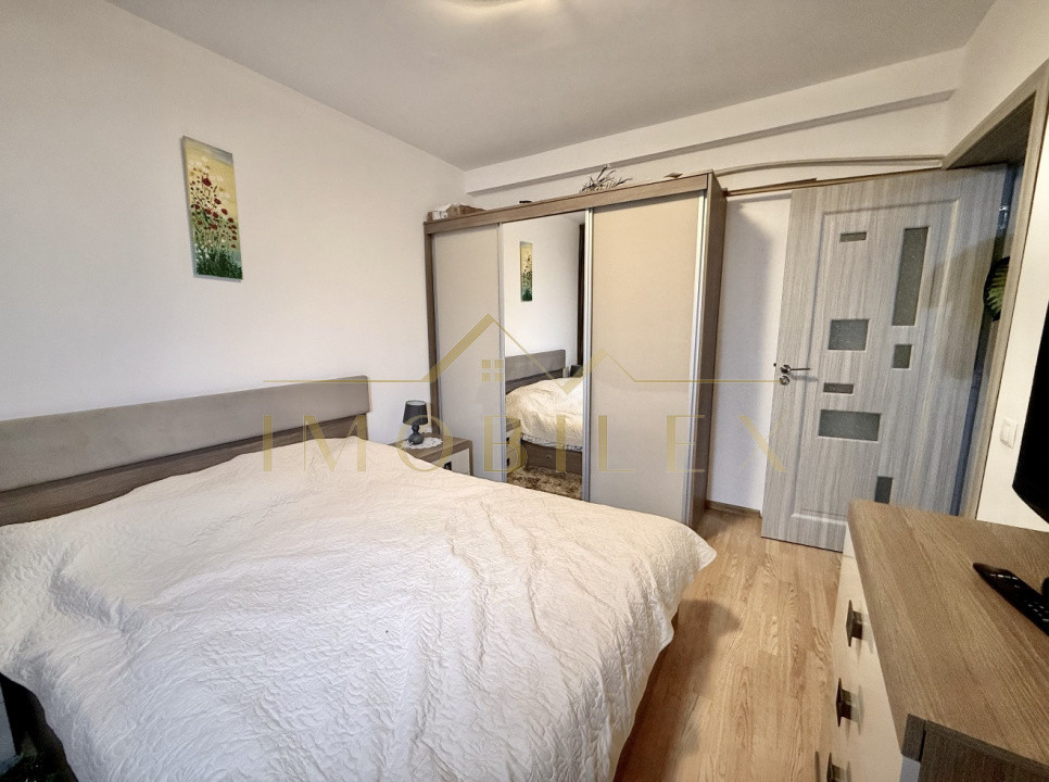 Apartament 3 camere, 60mp, parcare, zona Terra/Sesul de Sus