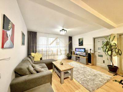 Apartament 3 camere, 60mp, parcare, zona Terra/Sesul de Sus