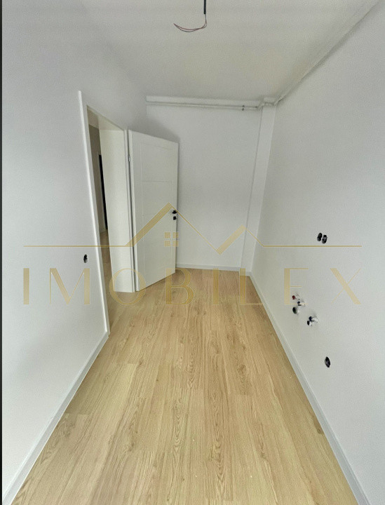 Apartament FINISAT NOU, decomandat, bloc nou, zona Eroilor 