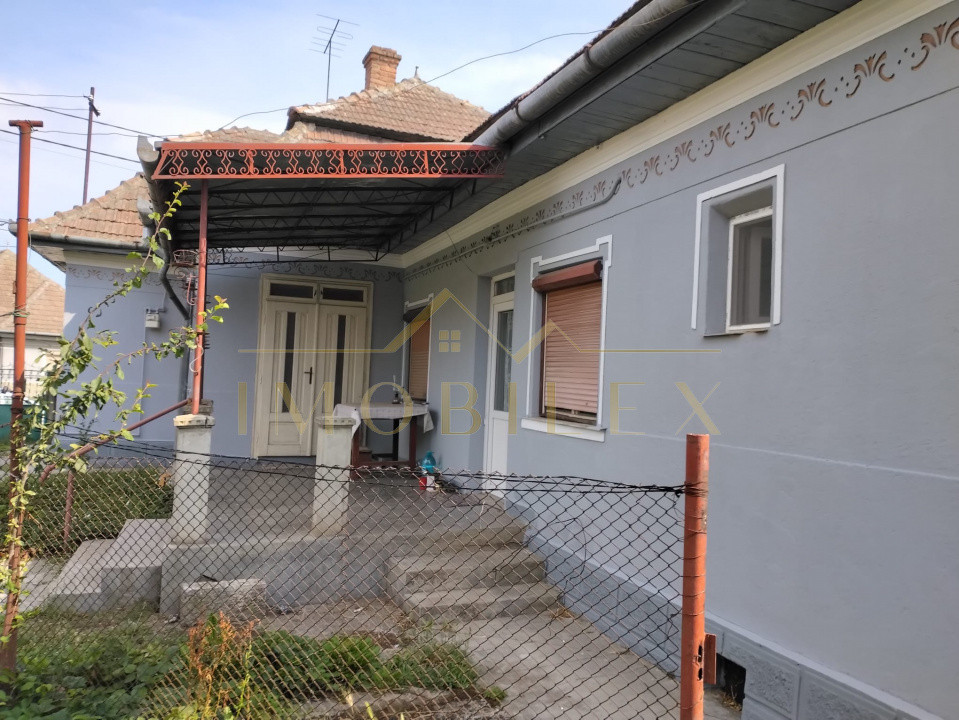 Casă individuală, teren 650 mp, zona Luna, jud Cluj
