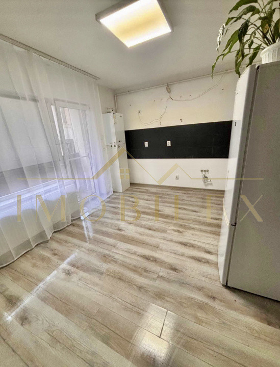 Apartament 3 camere, mobilat, zona Urusagului 