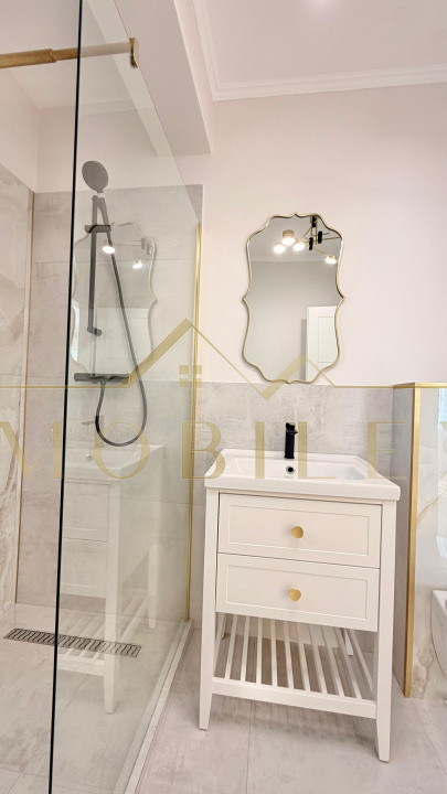 Apartament cu 3 camere, LUX, zona Urușagului 