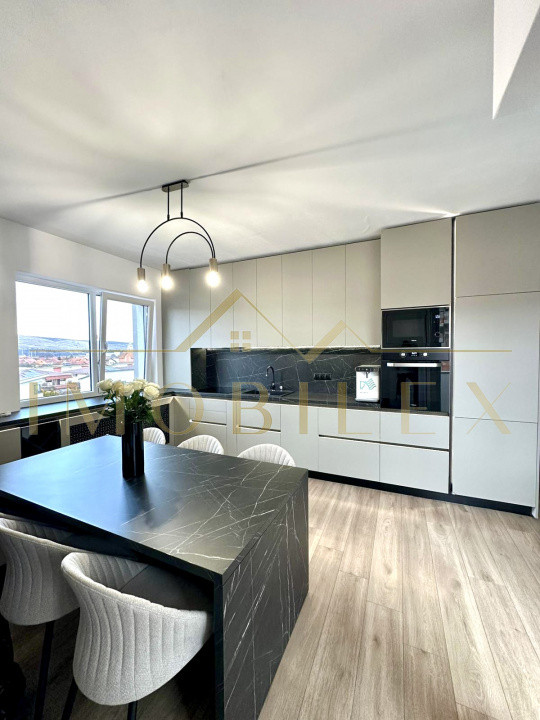 Apartament 3 camere, decomandate, LUX, zona Eroilor