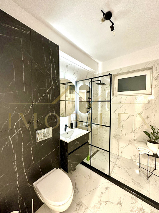 Apartament 3 camere, decomandate, LUX, zona Eroilor