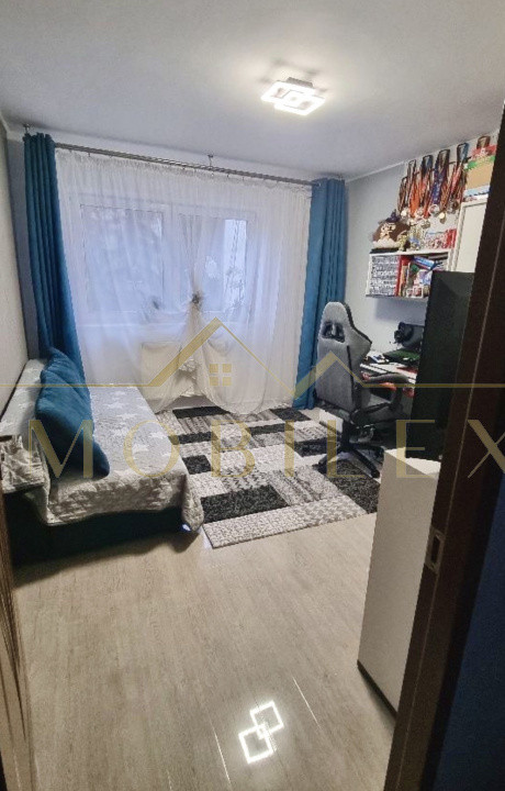 Apartament 3 camere, decomandate, zona Manastur