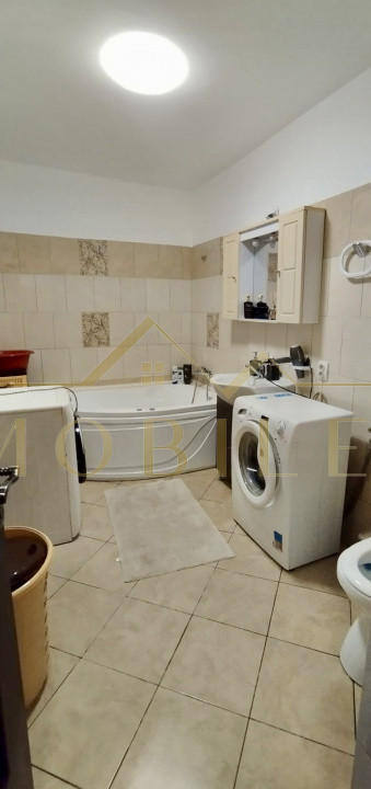 Apartament spatios 52 mp, 2 camere, zona Florilor/Cetatii 