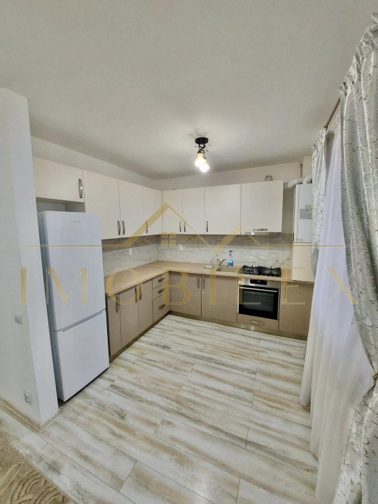 Apartament 3 camere de inchiriat, mobilat, parcare, zona Eroilor