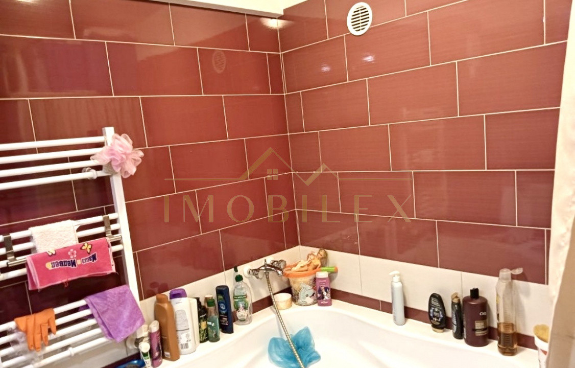 Apartament 2 camere, decomandate, zona Eroilor