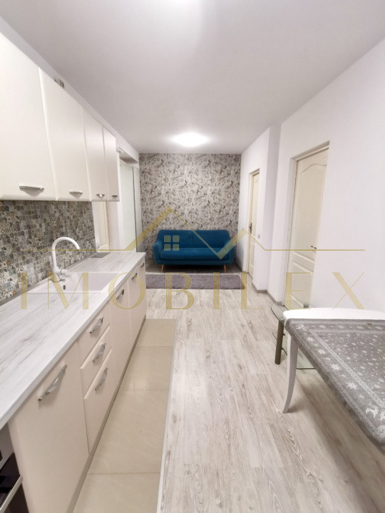 Apartament 2 camere, decomandate, zona Florilor