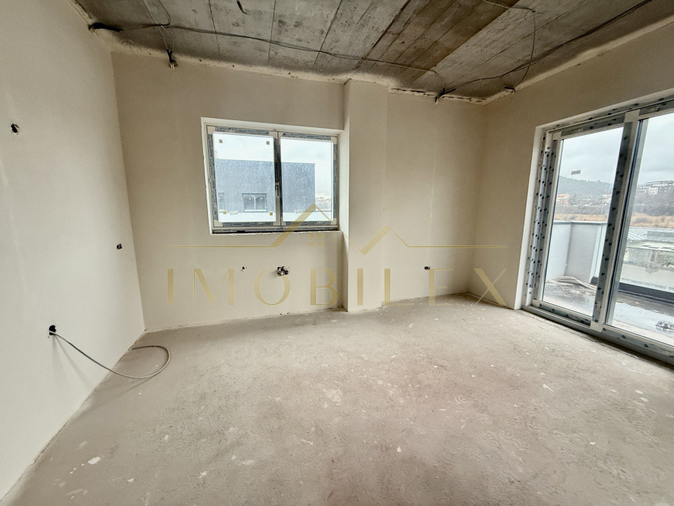 PENTHOUSE semifinisat, terasa, view, bloc nou, langa Vivo, Columna