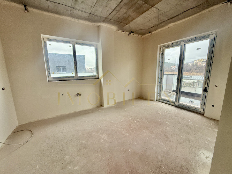 PENTHOUSE semifinisat, terasa, view, bloc nou, langa Vivo, Columna