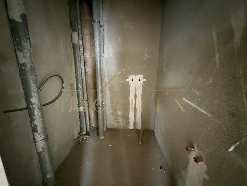 PENTHOUSE semifinisat, terasa, view, bloc nou, langa Vivo, Columna