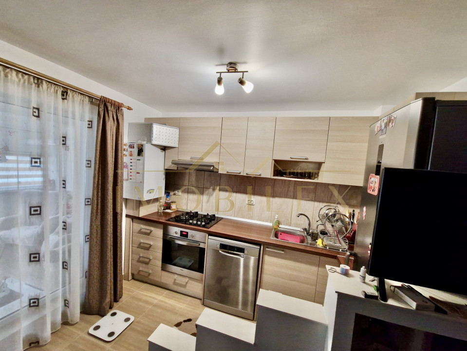 Apartament 3 camere, zona Eroilor 