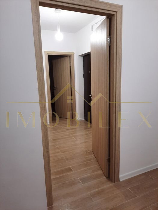 Spațiu comercial 52mp, finisat nou, zona Urușagului