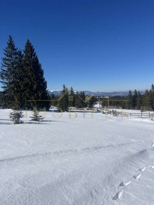 Teren intravilan 800 mp cu PUZ ,Certificat de urbanism la 200m de pârtia de schi