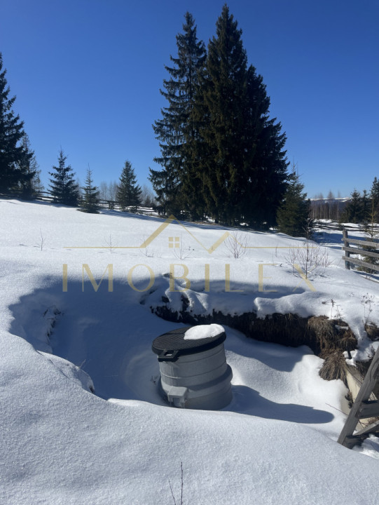 Teren intravilan 800 mp cu PUZ ,Certificat de urbanism la 200m de pârtia de schi