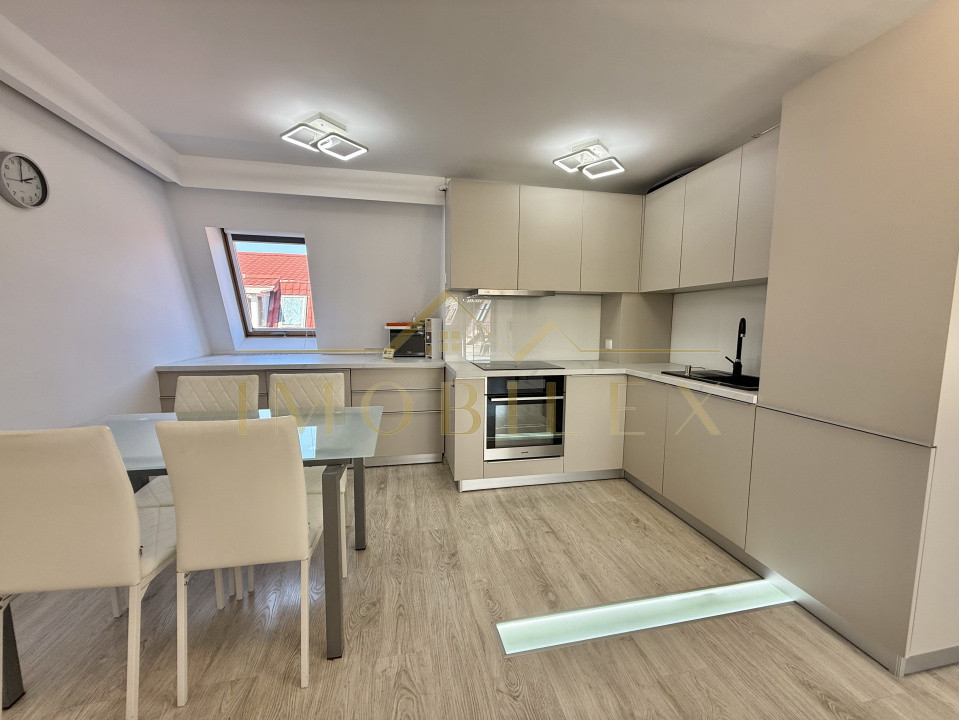 Apartament modern 3 camere de închiriat, terasă 25mp,zona Muzeul Apei