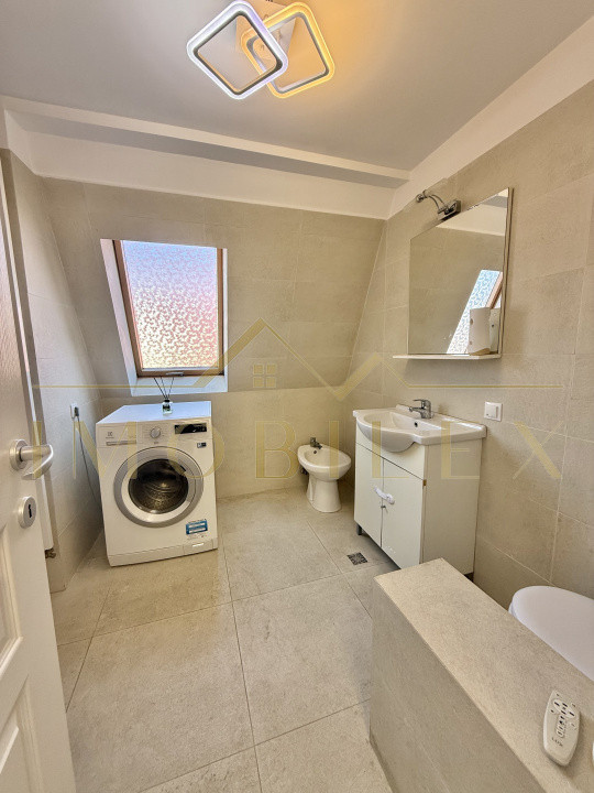 Apartament modern 3 camere de închiriat, terasă 25mp,zona Muzeul Apei