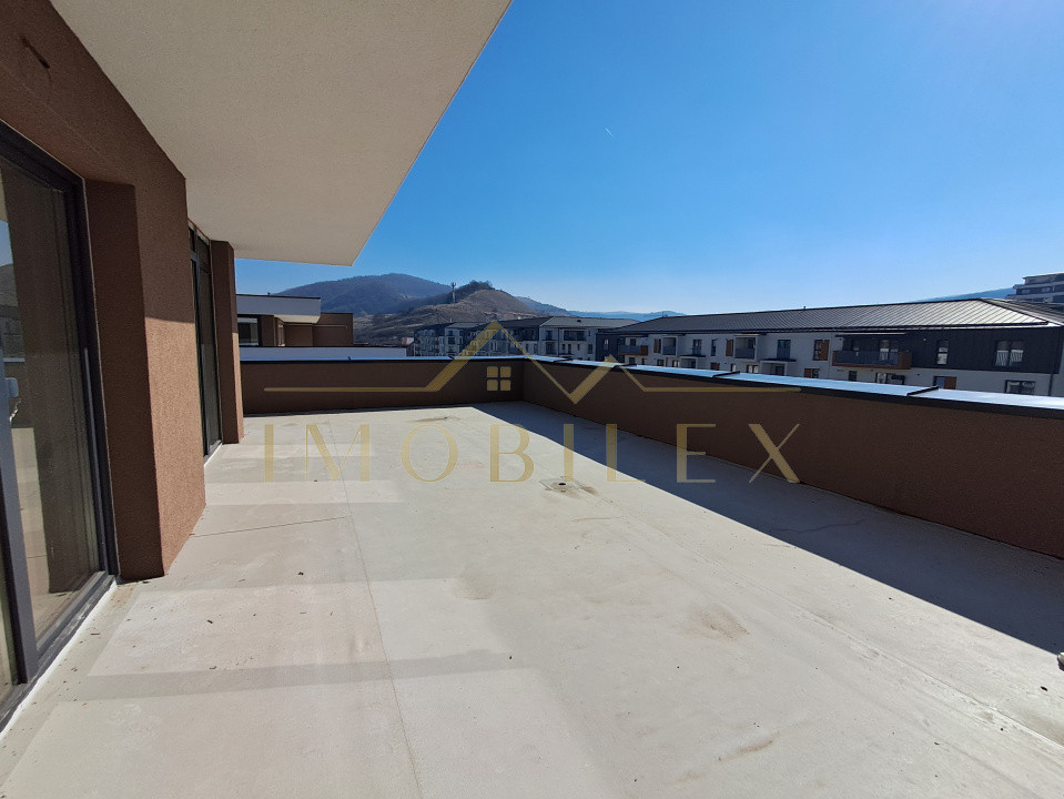Penthouse 4 camere, bloc nou, terasa 88 mp, zona Eroilor 