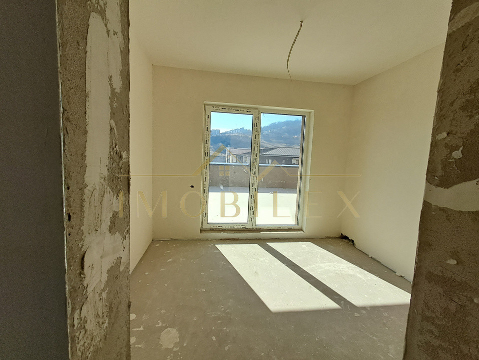 Penthouse 4 camere, bloc nou, terasa 88 mp, zona Eroilor 