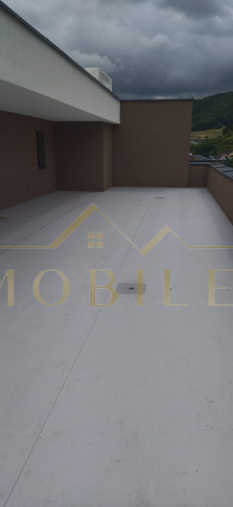 Penthouse 4 camere, bloc nou, terasa 88 mp, zona Eroilor 