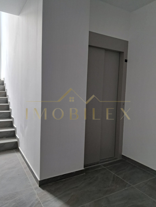 Penthouse 73mp, semifinisat, terasă 88 mp, bloc nou, Eroilor 
